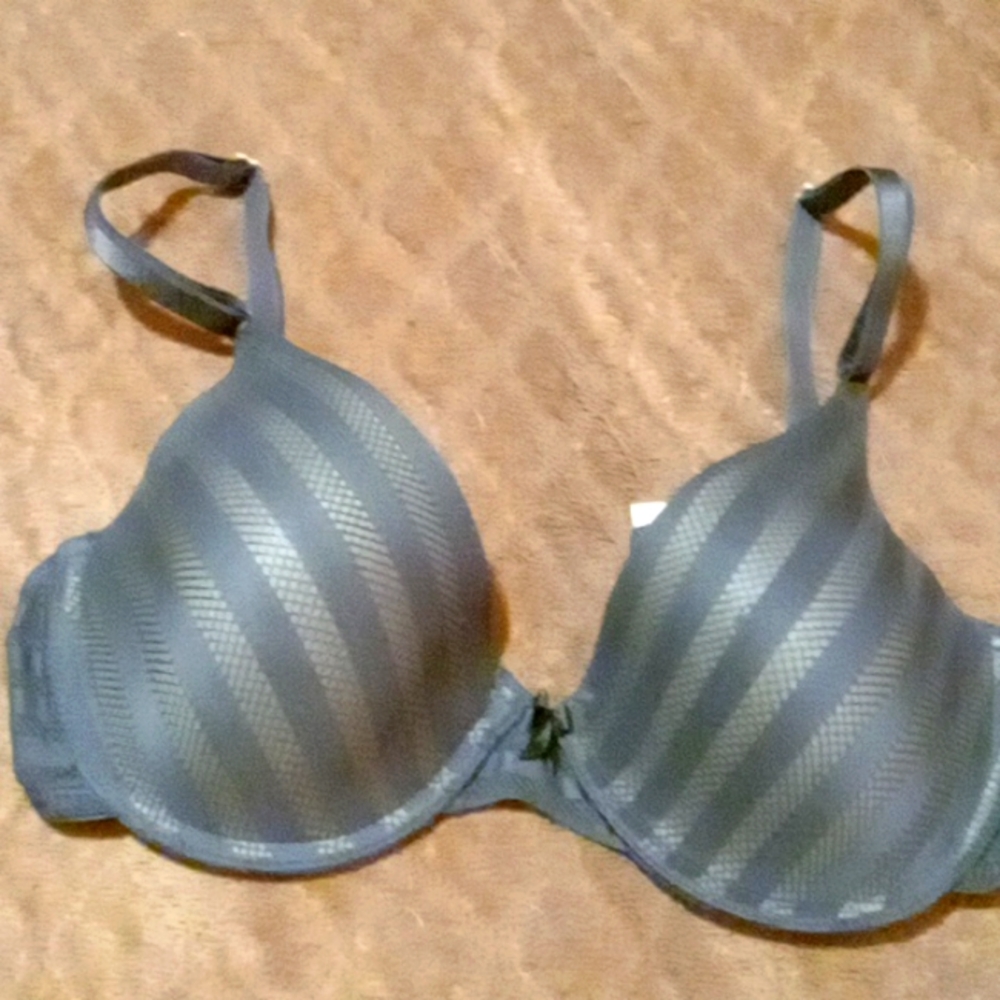 Maidenform bra